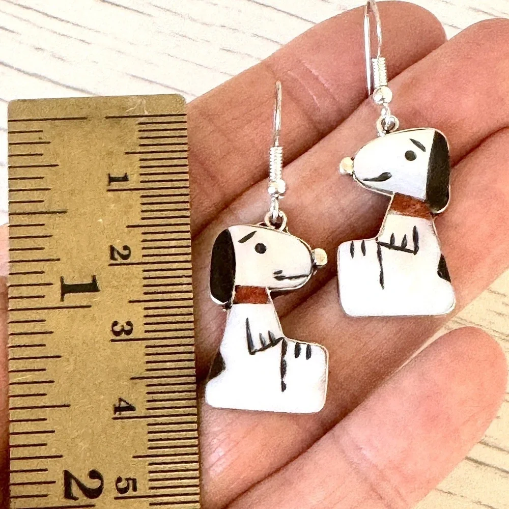 Zuni Snoopy Earrings Red Coral Hook 1